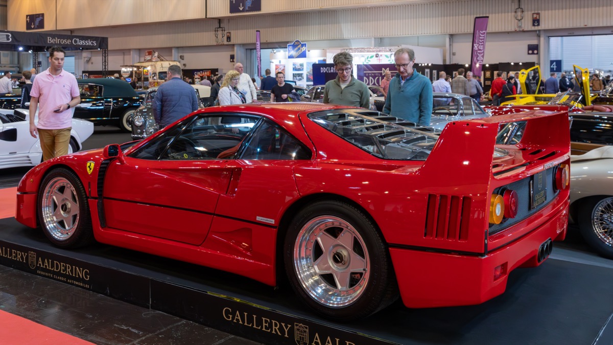 Ferrari F40 at speed — twin-turbocharged 2.9L V8, 478hp, 201mph