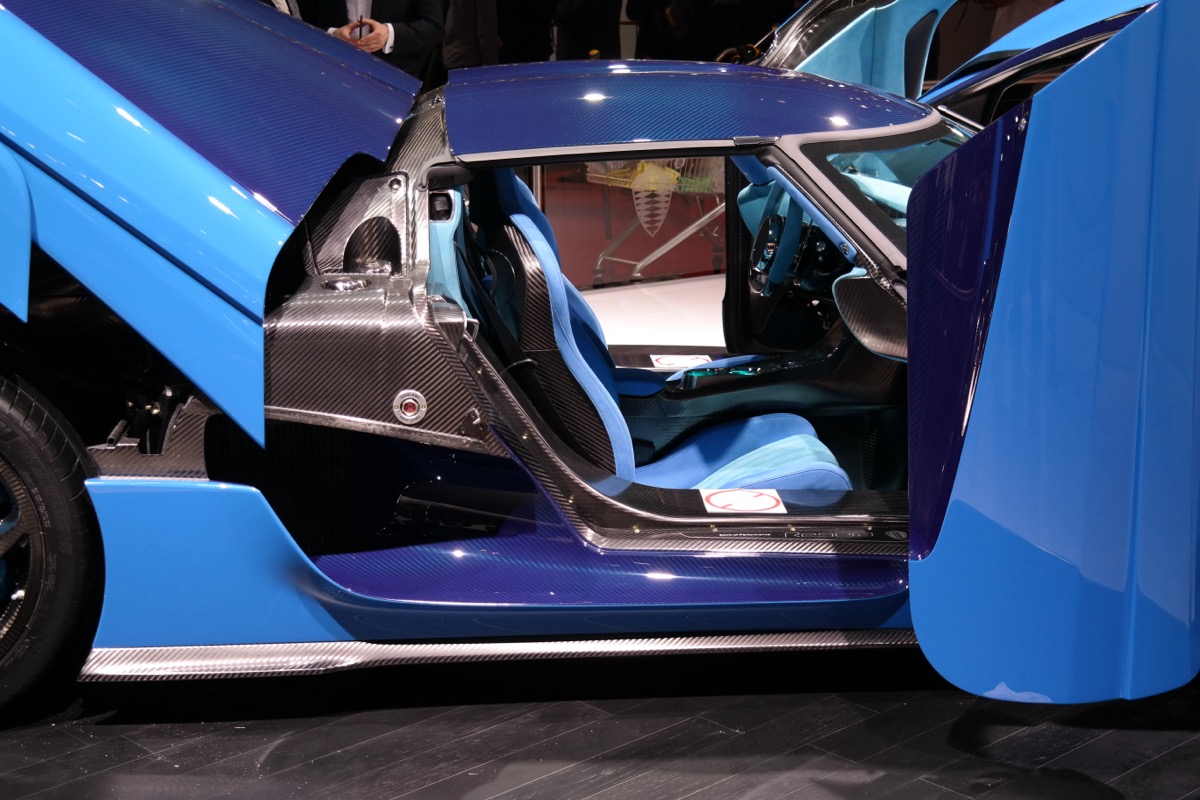 Koenigsegg Regera Ghost Package front aero detail — extended splitter and canards at 2018 Geneva Motor Show