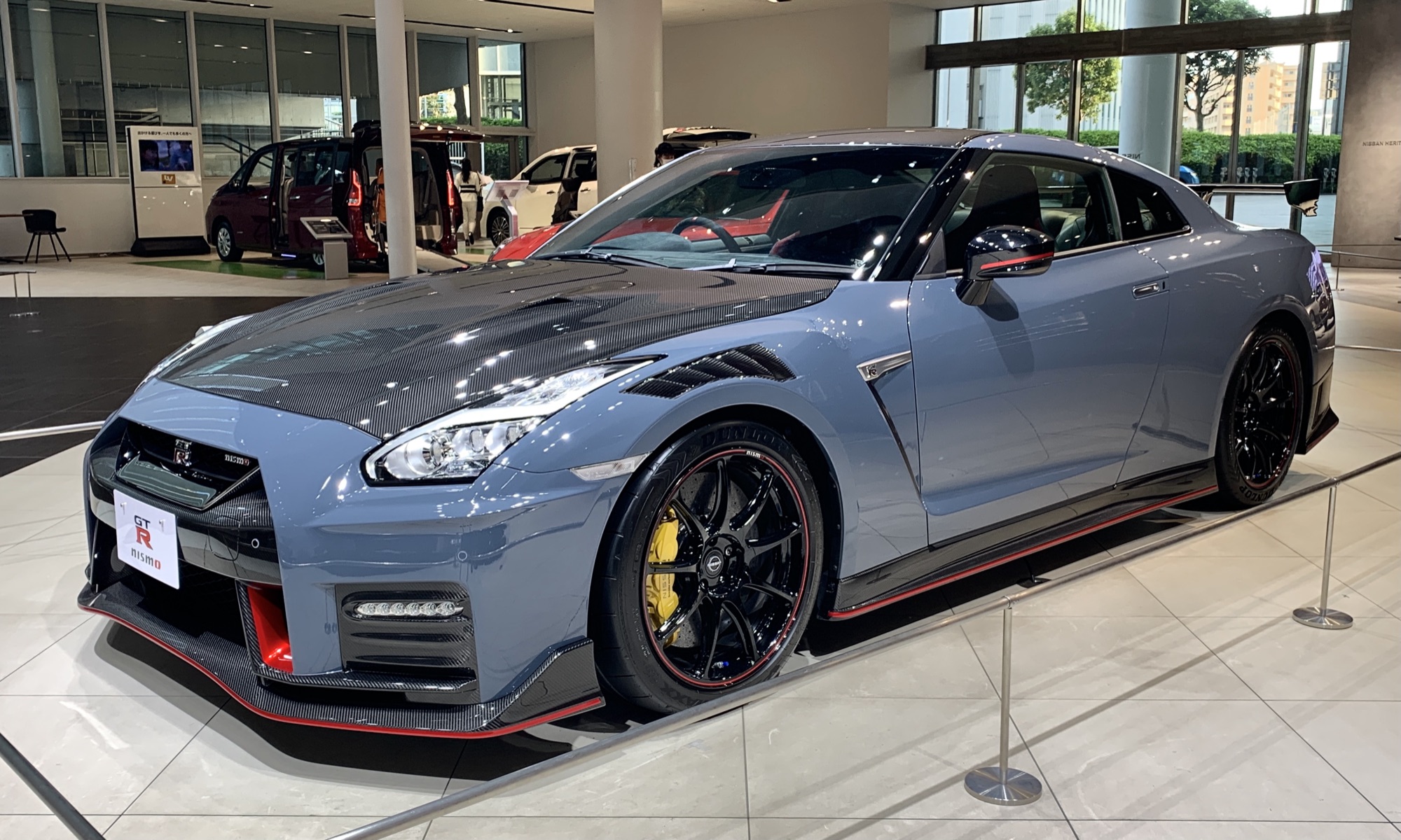 Nissan GT-R NISMO (4BA-R35) — the bulletproof premium tier with zero NHTSA complaints across 2017–2024
